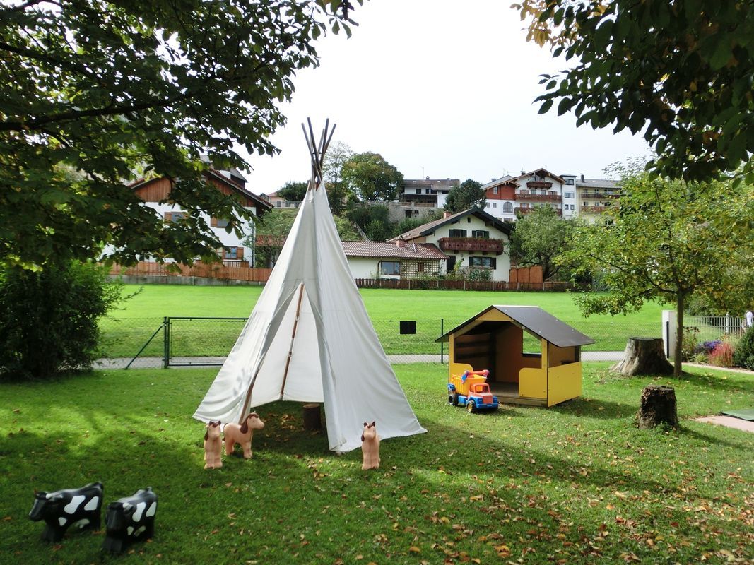 Zelt mit Spielhaus